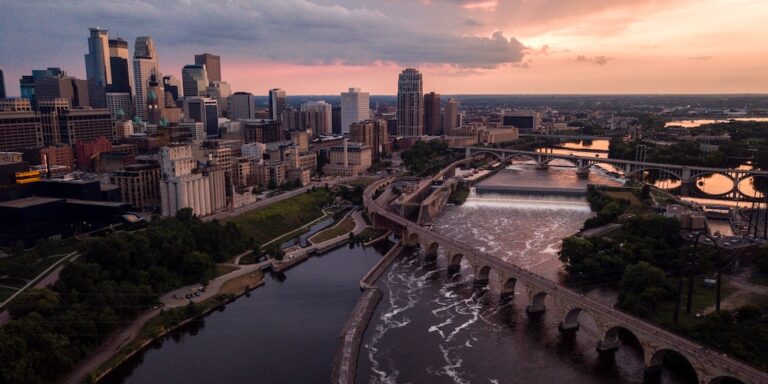 Photo of downtown Minneapolis, Minnesota