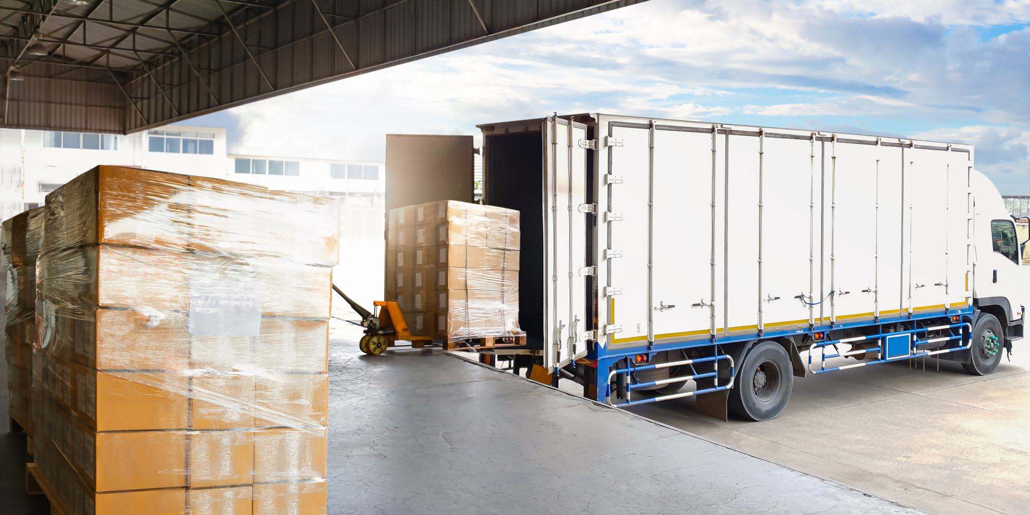 Container Trucks Parked Loading Package Boxes Pallets at Warehouse Dock. Supply Chain, Distribution Warehouse Shipping, Supplies Shipment Boxes. Freight Truck Logistic, Cargo Transport.